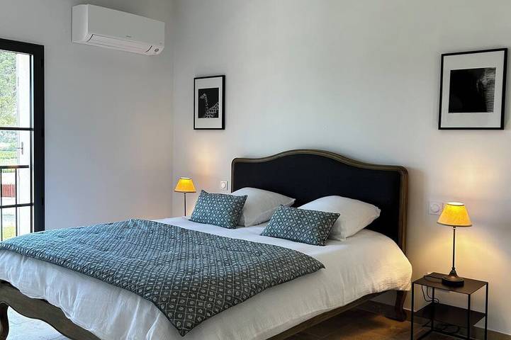 Location de vacances pour 8 personnes, avec piscine à Vacqueyras - 4