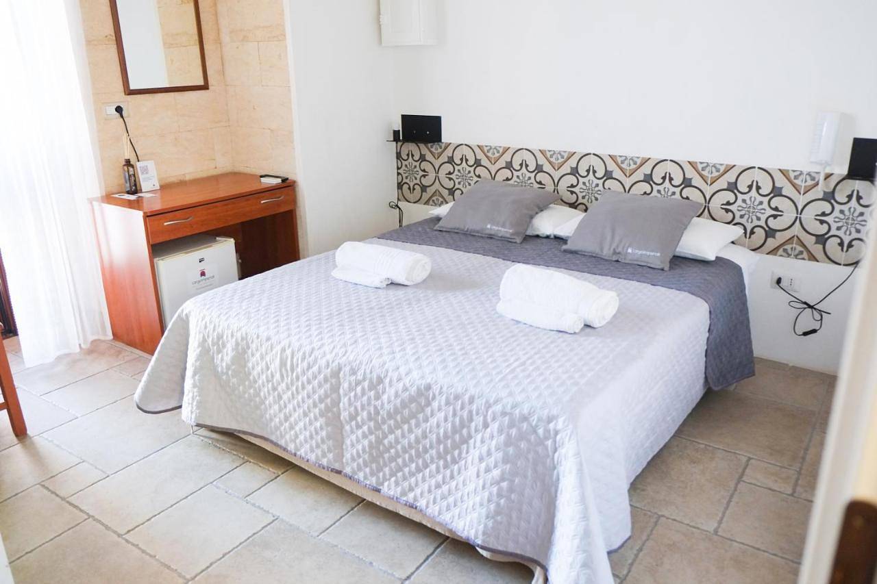 Double or Twin Room with Private Bathroom in Avetrana, Golfo di Taranto