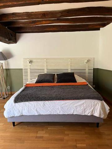 Gîte pour 3 personnes, avec jardin et terrasse à Argenton-les-Vallées - 2