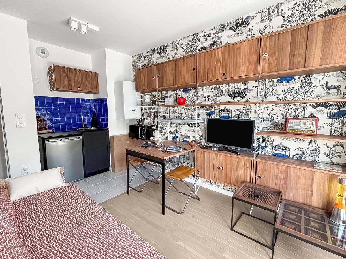 Appartement entier, Balcon calme, déco architecte & wifi ultra rapide in Sceaux, Hauts-de-Seine