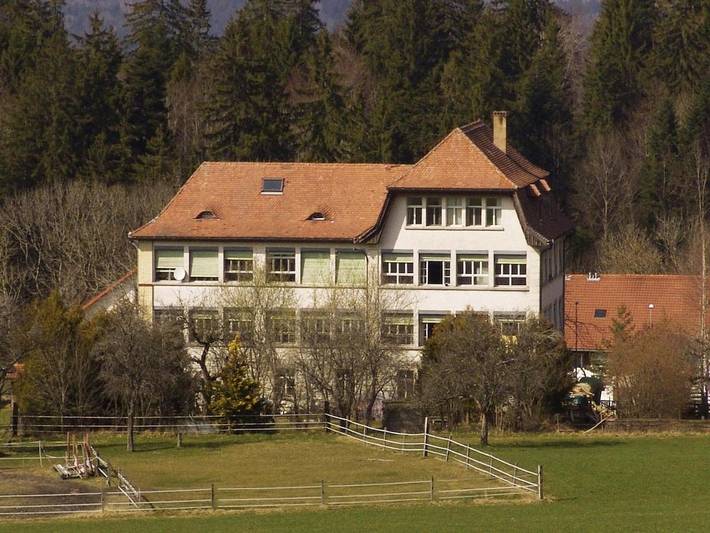 Gîte pour 7 personnes, avec vue, animaux acceptés à Saignelégier