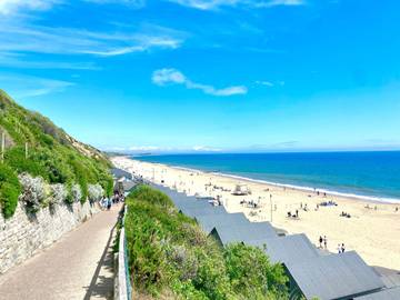 Vacation Rental for 4 Guests in Boscombe, Bournemouth, Picture 1