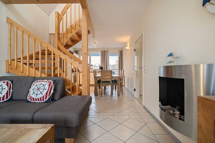 Ganze Wohnung, App Kapitänsdeck im Hafendorf Müritz für 6 Gäste mit Sauna, Ofen und 4 Terrassen in Rechlin, Müritz