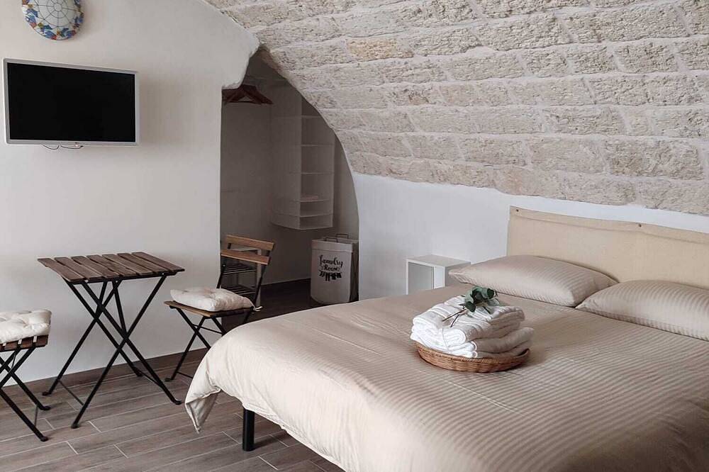 Conveniently located just minutes from the historic center and the sea.  in Bisceglie, Barletta-Andria-Trani