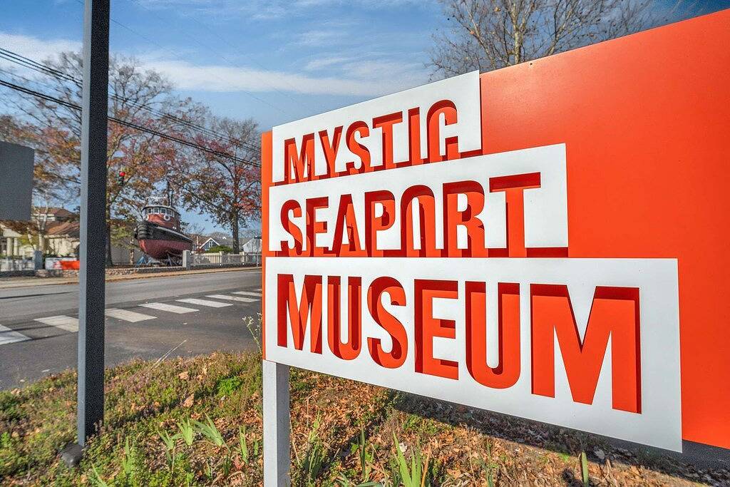 Downtown Mystic Family Retreat | Pet Friendly in Mystic, Connecticut