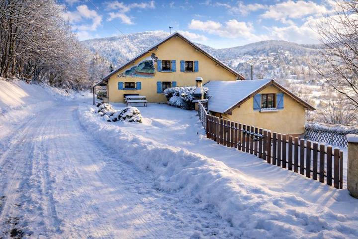 Alojamiento y desayuno para 2 personas, con terraza además de vistas y jardín, Se admiten mascotas - 1