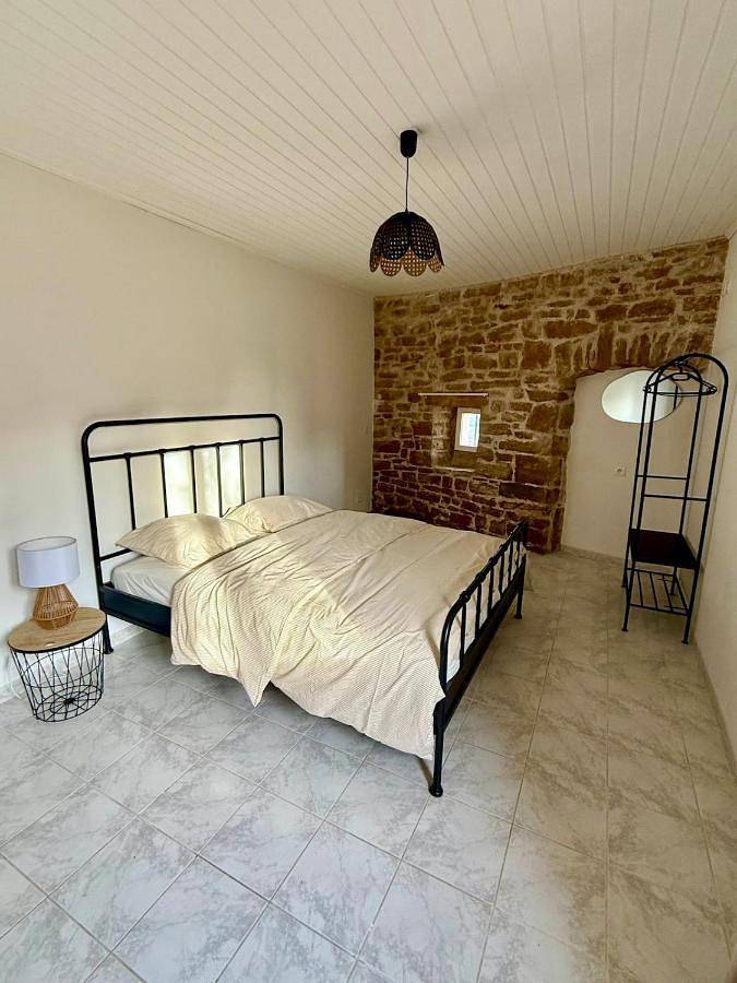 Location de vacances pour 4 personnes, avec terrasse et jardin à Montigny-sur-l'Ain - 3