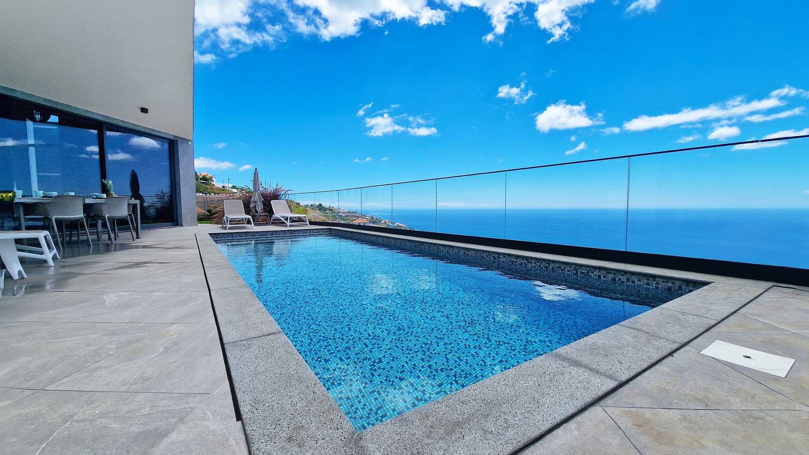 Ferienhaus für 6 Personen mit Pool in Pináculo, Ribeira Brava