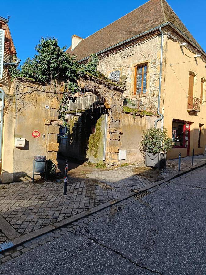 Gîte pour 4 personnes à Bourbon-Lancy - 2