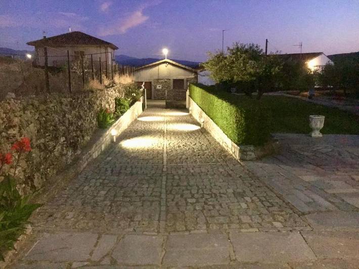 Casa de vacaciones para 14 personas, con jardín además de piscina y vistas, Se admiten mascotas en la Sierra de Béjar - 3