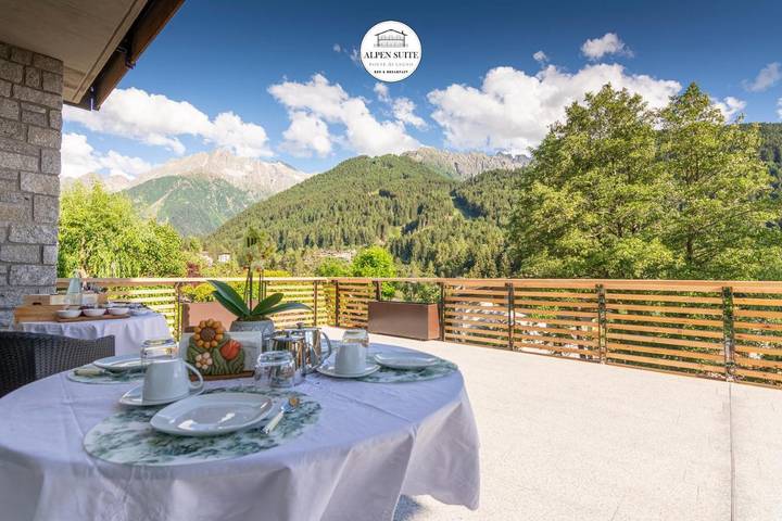 B&b per 4 persone, con Terrazza e Giardino nonché Panorama in Val Camonica