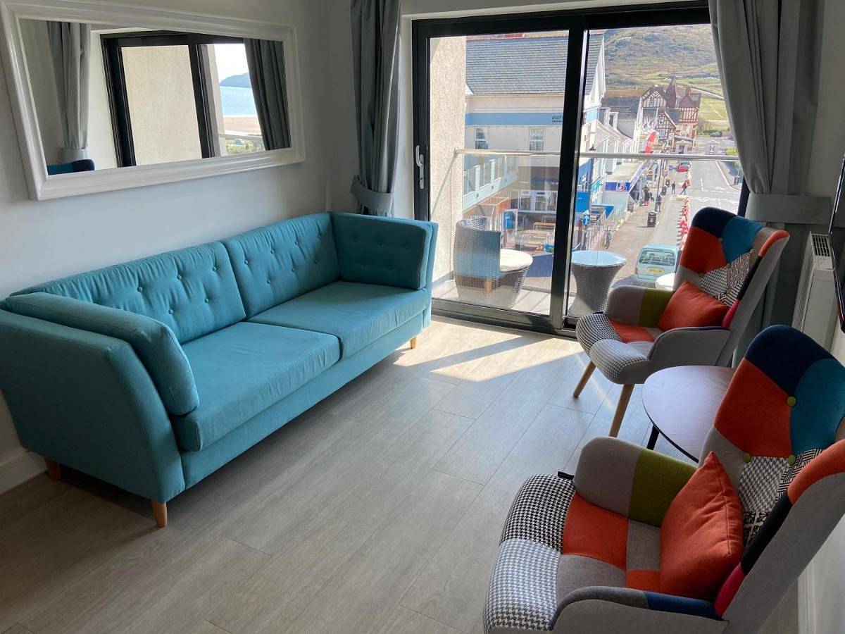 Entire apartment, Three-Bedroom Apartment in Woolacombe, Devon