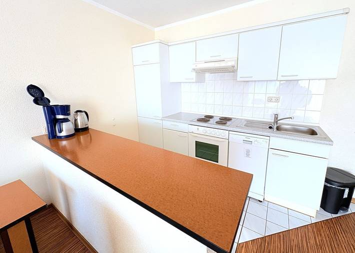 Ganze Wohnung, Ferienwohnung 46 – Helles Erdgeschossapartment mit Wlan und Terrasse in Buschvitz, Bergen auf Rügen und Umgebung