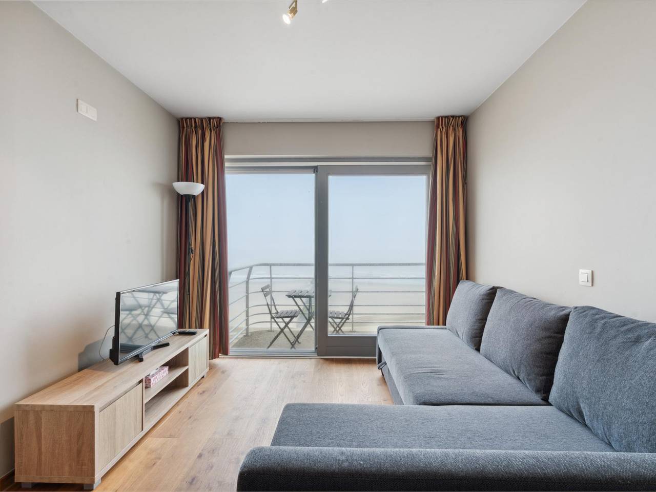 Cosy studio with sea and beach views in Blankenberge, Belgian Coast