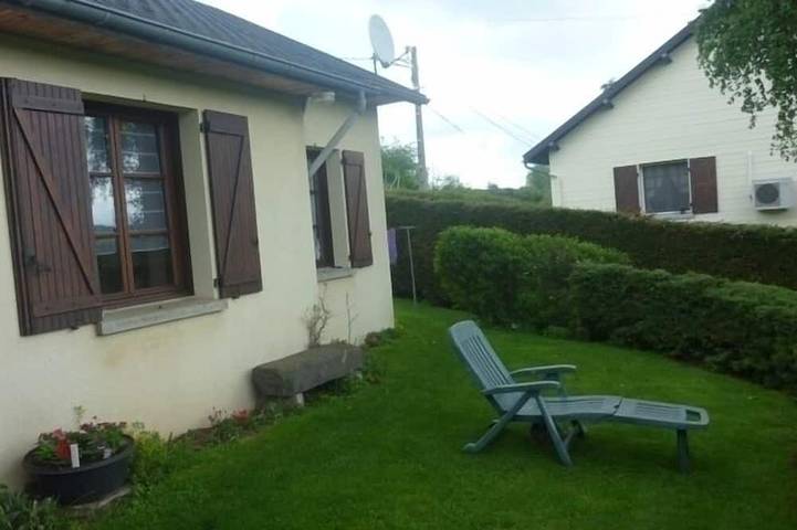 Location de vacances pour 5 personnes, avec jardin à Saulzet-le-Froid - 3