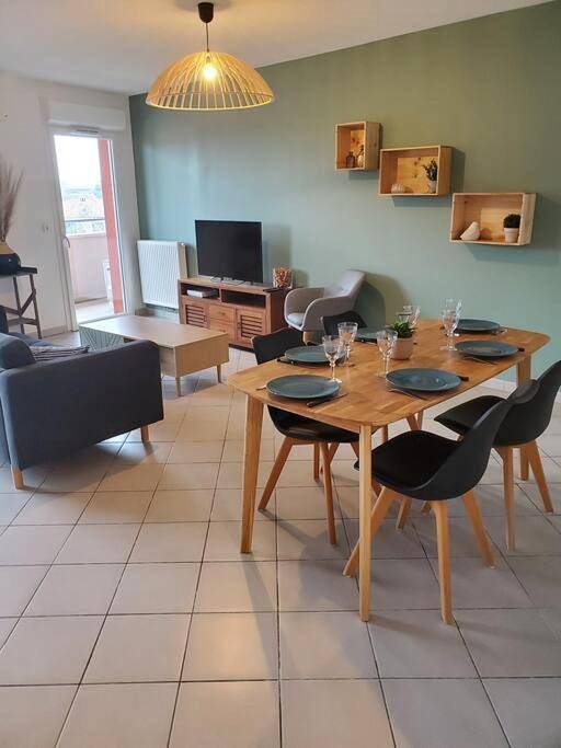 Appartement entier, Le Capeyron - Parking - Wifi - Aéroport in Mérignac, Région de Bordeaux