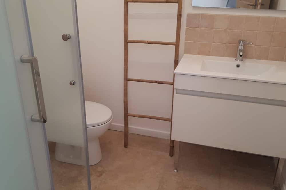 Entire apartment, Magnificent air-conditioned apartment 250 m from the sea in Moriani Plage Corse in Moriani-Plage, Corte region