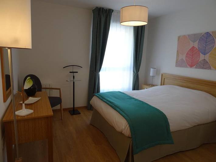 Location de vacances pour 2 personnes, avec jardin et vue ainsi que piscine et sauna, animaux acceptés à Besançon - 3