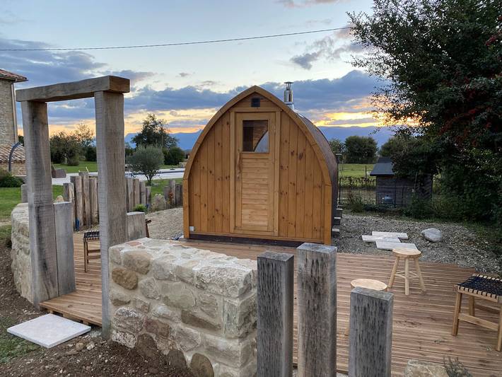 Gîte pour 4 personnes, avec sauna et jardin ainsi que piscine et terrasse à Saint-Lattier - 3