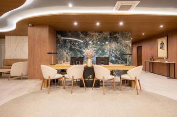 Hôtel pour 2 personnes, avec terrasse ainsi que piscine et sauna à Sines