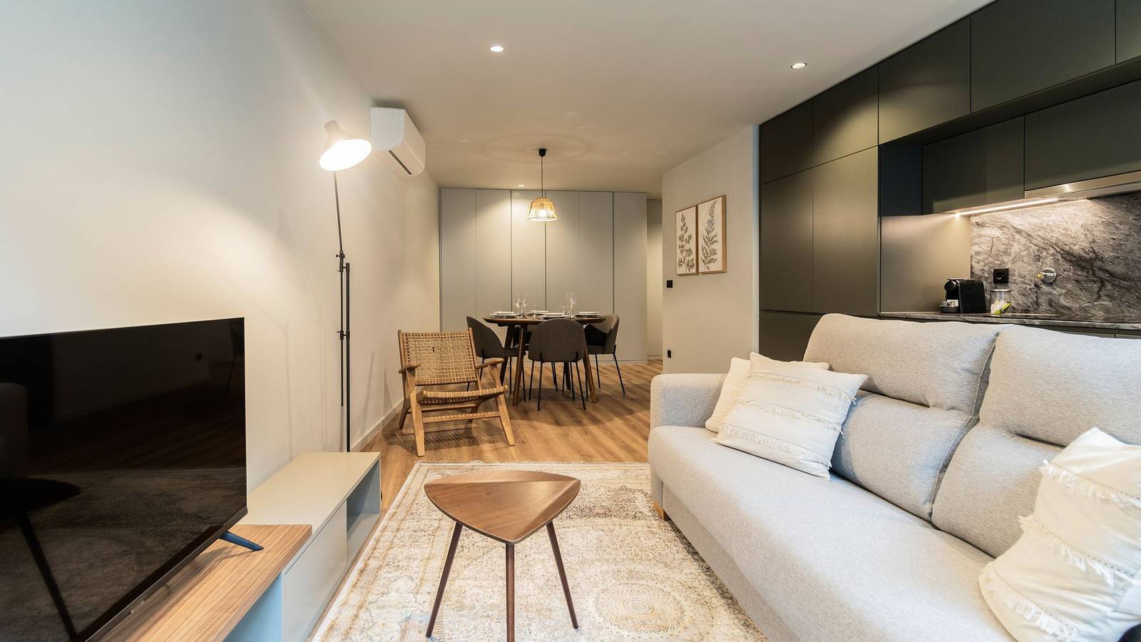 Apartamento inteiro, Ruah F - Fantastic Flat by Lovelystay in Mafamude e Vilar do Paraíso, Distrito do Porto