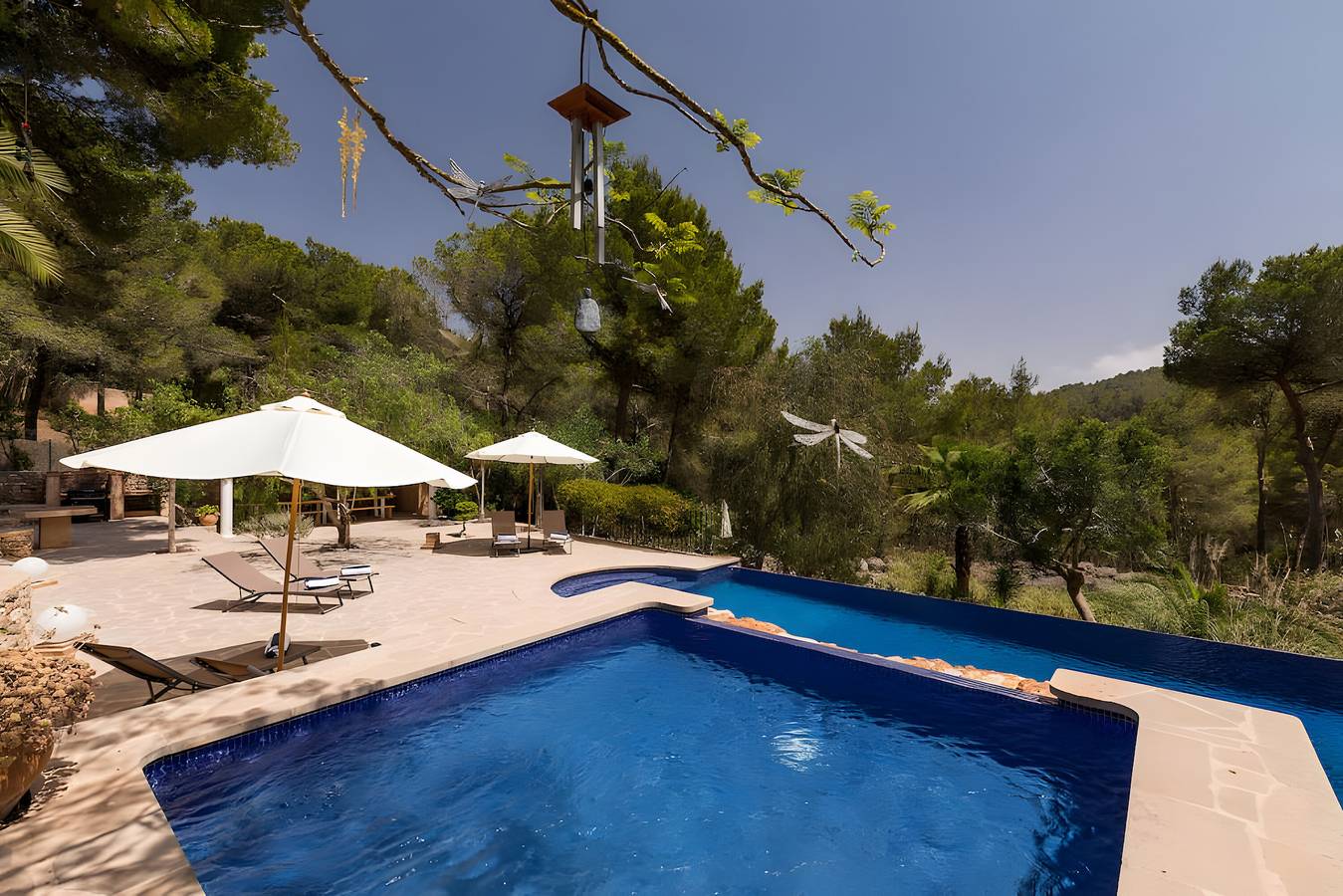 Abgeschiedene Villa auf 5.000 m² Grundstück mit Klimaanlage in Sant Josep de sa Talaia, Ibiza Süden
