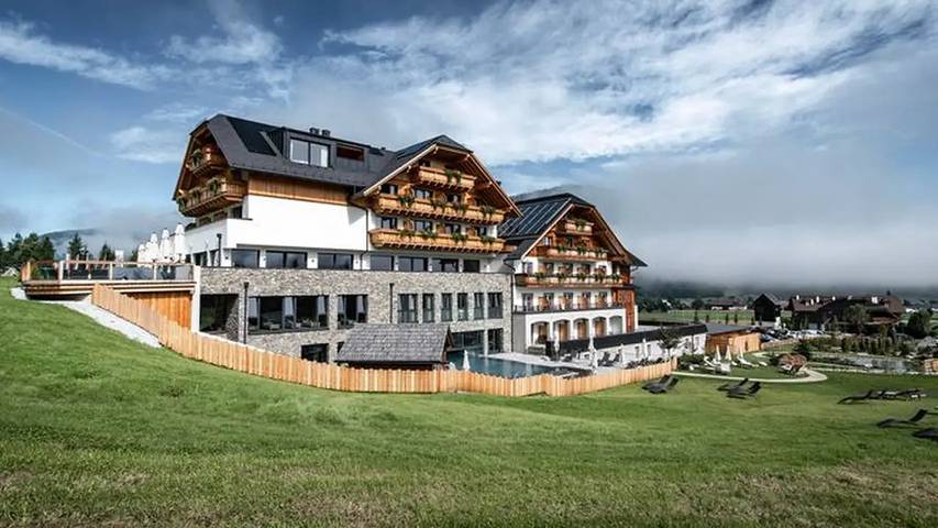 Hotel für 4 Personen, mit Sauna und Pool sowie Garten und Whirlpool, mit Haustier