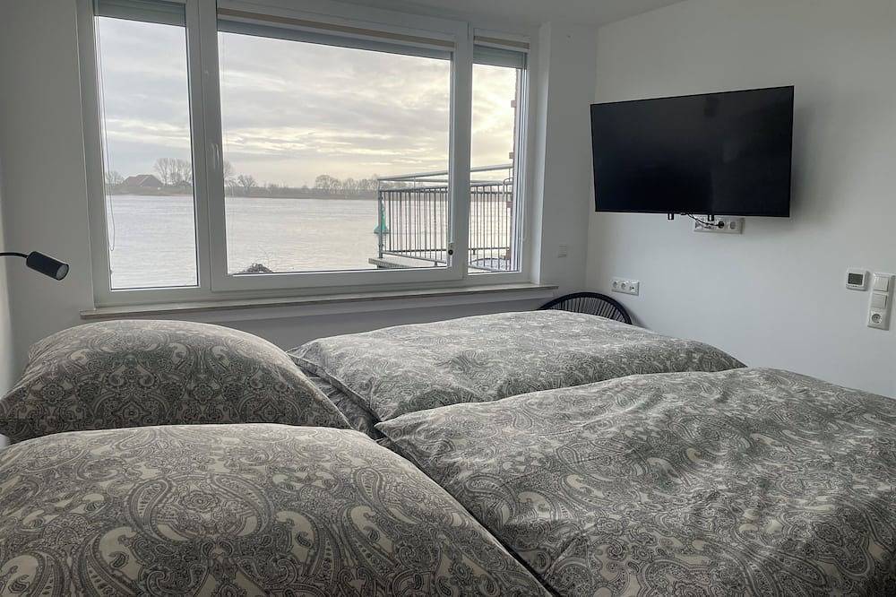 Ganze Wohnung, Ferienwohnung Sonnenschein - Mehr Weser geht nicht - in Unterweser, Brake