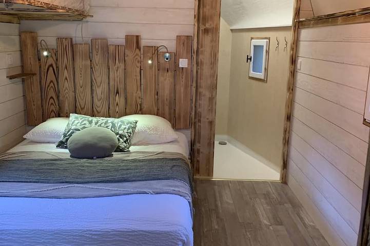 Maison de vacances pour 5 personnes, avec piscine ainsi que terrasse et jardin, animaux acceptés à Bar-sur-Aube
