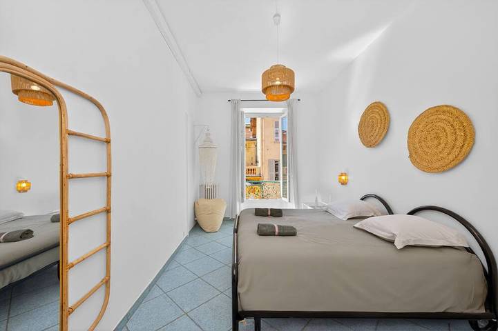 Appartement entier, Maison Trenca Duplex avec terrasse in Menton, Côte méditerranéenne (France)