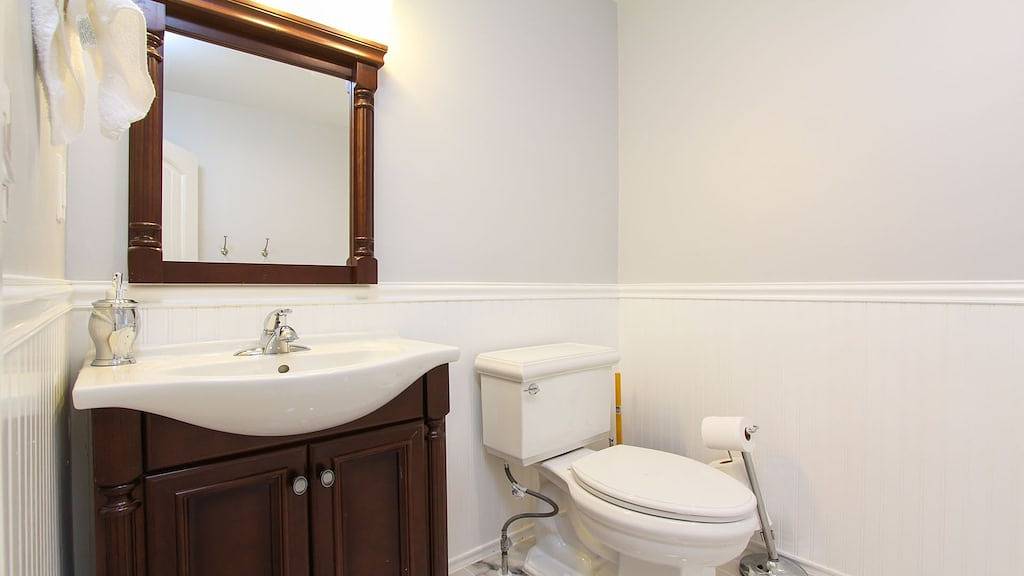 Neues umgebautes Haus mit Pool in Thousand Oaks in Thousand Oaks, Ventura County