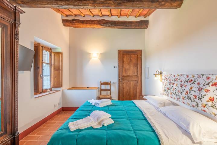 Room 'Leccio' - Agriturismo la Taverna di Celsa with Shared Pool in Sovicille, Chianti