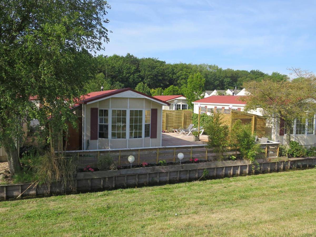 Dutchduochalet2 in 's-Gravenzande, Stadsgewest Haaglanden