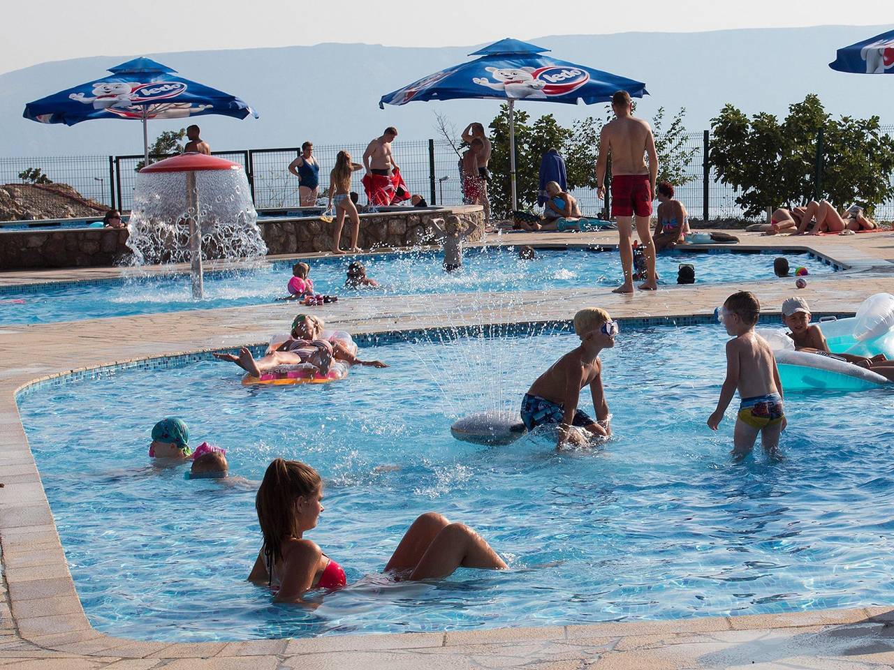 Klenovica Stay blisko plaż Adriatyku in Klenovica, Żupania primorsko-gorska
