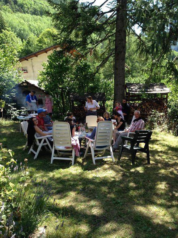 Gîte pour 10 personnes, avec terrasse et jardin à Colmars - 2