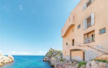 Gîte pour 8 personnes, avec terrasse à Porticello