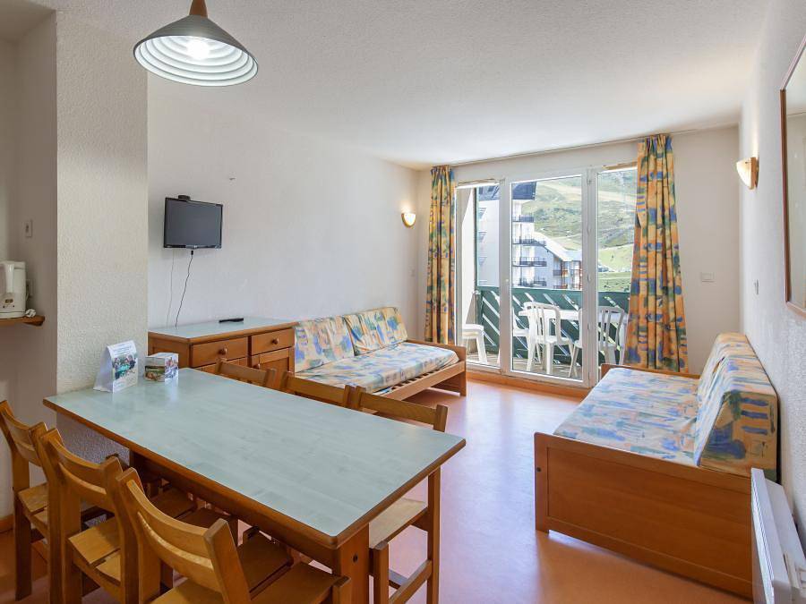 Résidence Les Balcons du Soleil - Vacancéole - Appartement 6 personnes - 2 pièces 6 personnes in Germ, Pyrénées