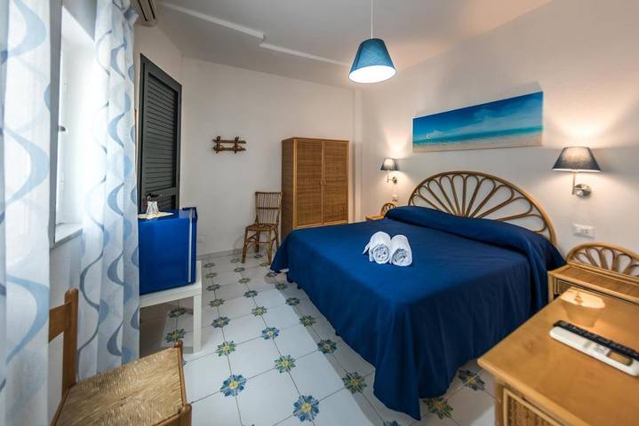 Maison d’hôte pour 4 personnes, avec vue et sauna ainsi que piscine et jardin dans Ischia - 4