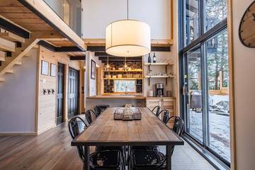 Chalet for 8 Guests in Mont Orford, Quebec, Picture 1