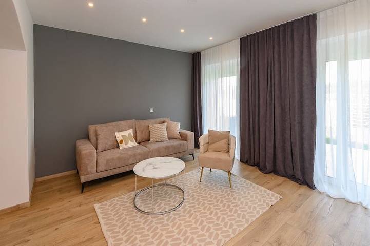 Ferienwohnung für 5 Personen, mit Pool in Maria Wörth