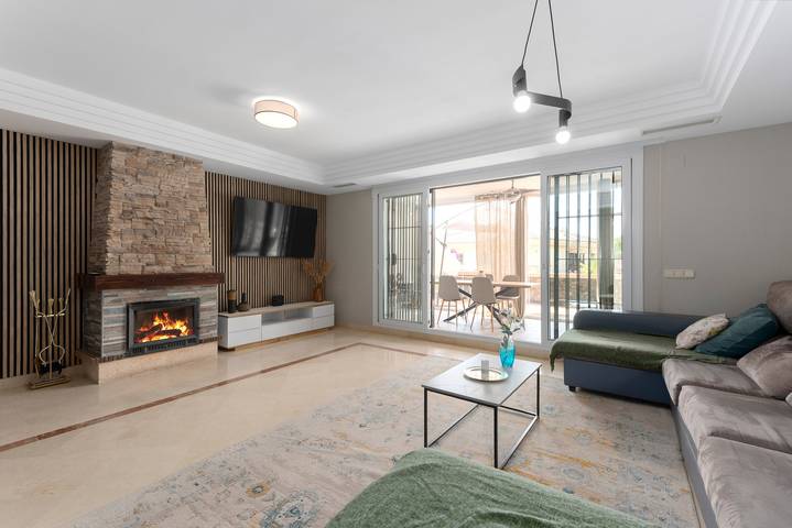Ferienhaus 'Villa Flamencos' mit Bergblick, WLAN und Klimaanlage in Riviera del Sol, Mijas