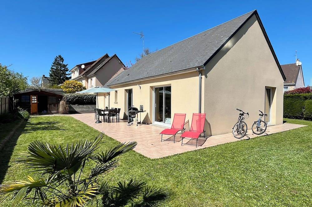 Granville House - Beach 800M - Bikes - Table Soccer - Barbecue in Granville, Côte de la Déroute