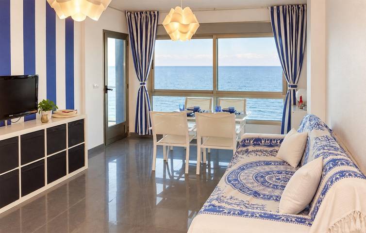 Entire holiday apartment, Poolside Terrace Apartment - 1.5km to Coastline in San Javier, Costa Cálida