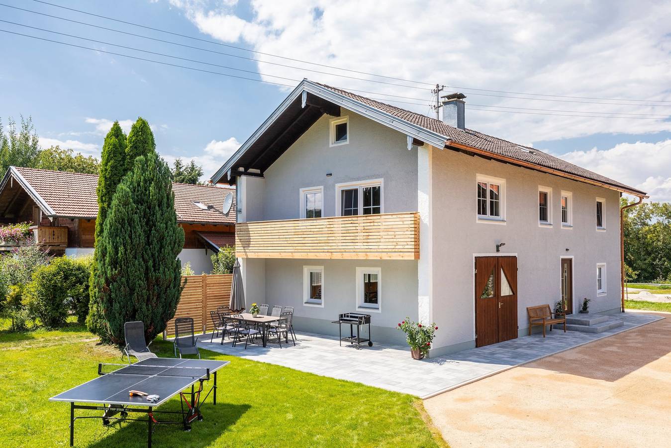 Ganze Wohnung, Ferienwohnung 'Ferienhaus Waldherr - Fewo 6 Pers.' mit privater Terrasse, privatem Garten und Wlan in Waging am See, Rupertiwinkel