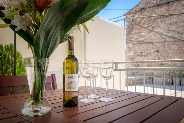 Maison d’hôte pour 3 personnes, avec terrasse et jardin, animaux acceptés dans Hvar - 3