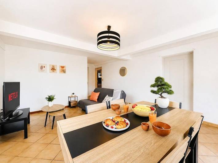 Gîte pour 6 personnes, avec Terrasse et Jardin à Saint-Maurice-l'Exil - 2