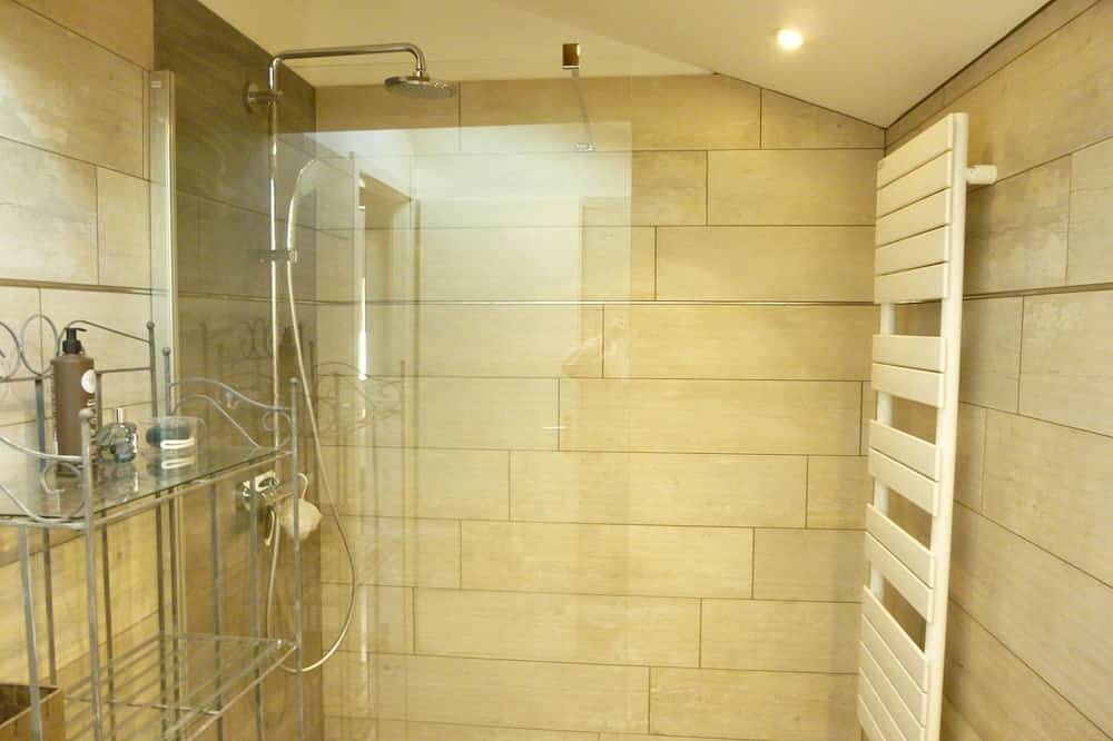 Fully air-conditioned stone villa with panoramic views and private pool. in Labeaume, Ardèche