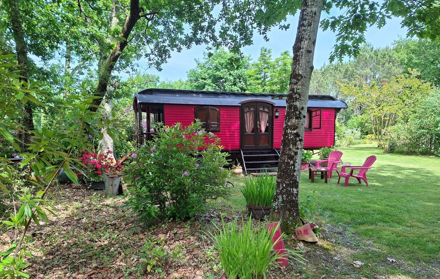 'La roulotte d'Alany' avec jardin privé in Grayan-et-l'Hôpital, Région de Lesparre-Médoc