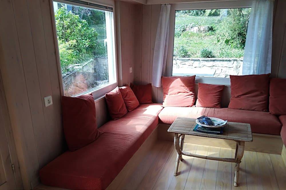 Holzchalet-Meerblick, großer Garten. in Roscanvel, Châteaulin und Umgebung