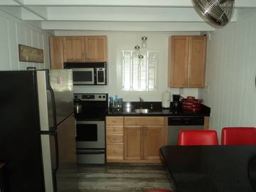 Cabin for 4 Guests in Dewey Beach, Delaware, Picture 4